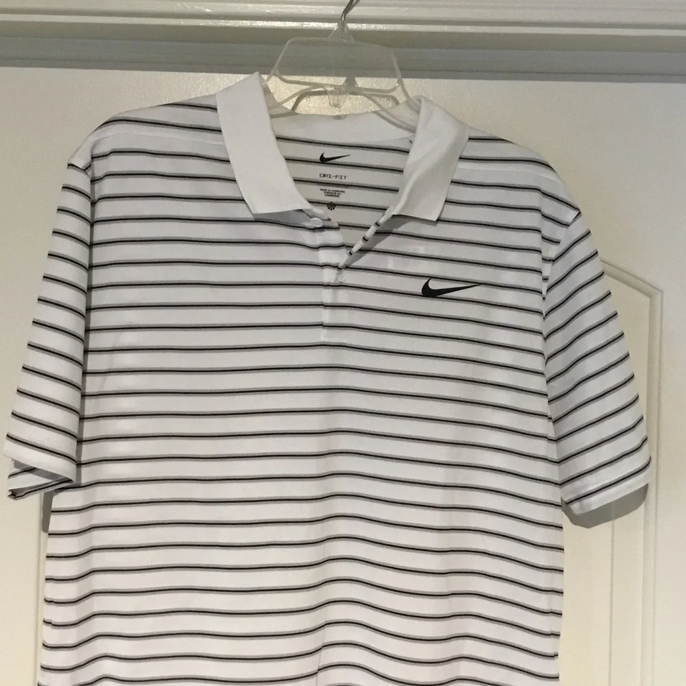 Nike Men's‎ Polo Shirt in White with Black Stripes